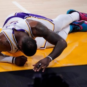 大逃杀成本赛季NBA主题 撑到最后就是最终赢家