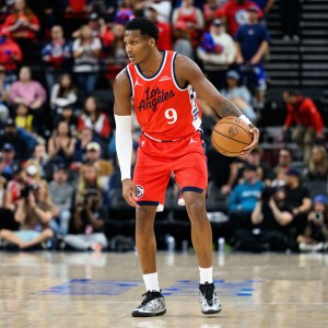 Kaiyun开云中国官网-够拼了！马瑟林15中7空砍24分6板1助1帽 罚球11中10